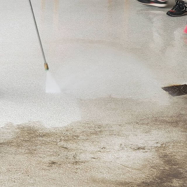 Garage Floor Before Pressure Washing