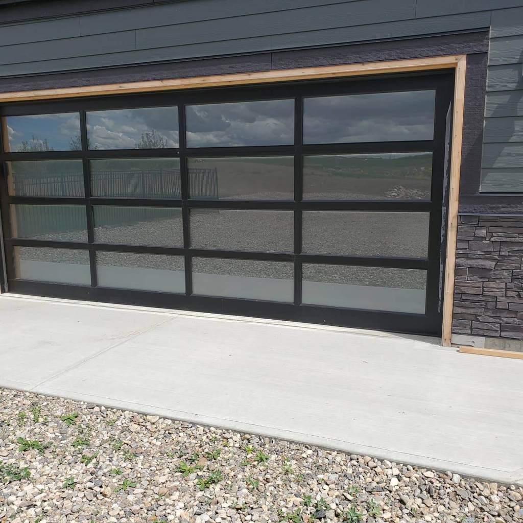 Clean Windows on Residential House Garage